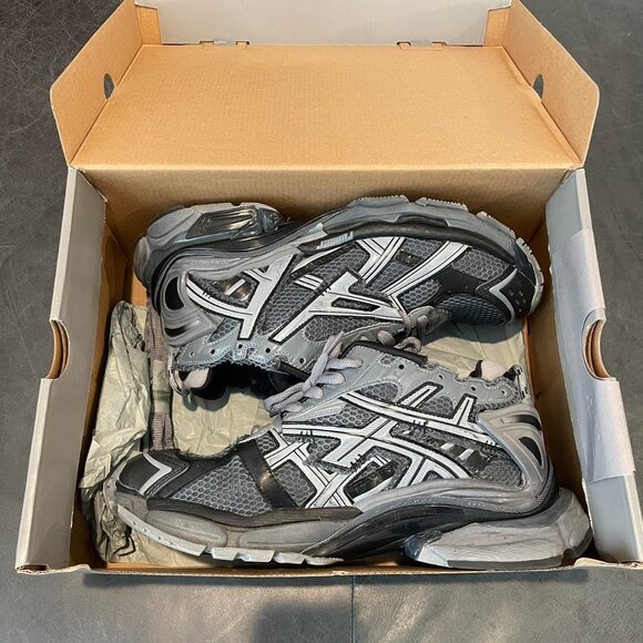 Balenciaga Men's Trainers - Picture 4 of 4